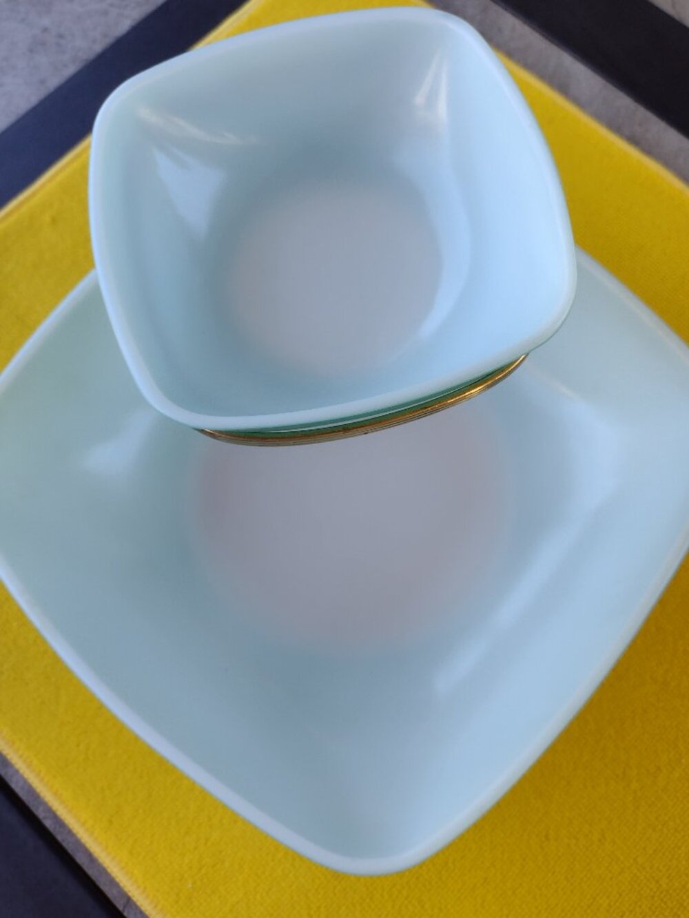 Vintage Pyrex Turquoise Cinderella Snack Chip & Dip Bowl Set Original Box---Rare - Picture 4 of 16